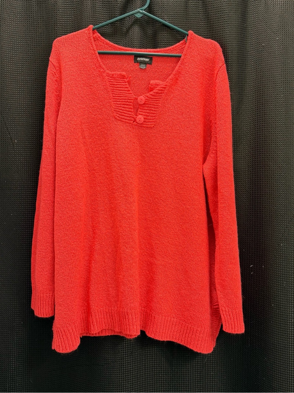 Avenue size 26/28 Pink V-Neck Button-Trim Sweater